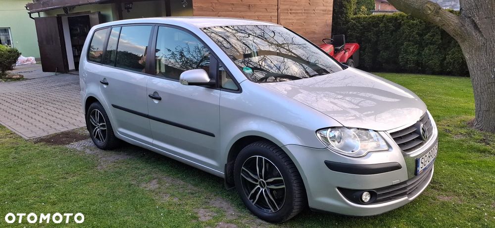 Volkswagen Touran 1.9 TDI DPF Conceptline - 20