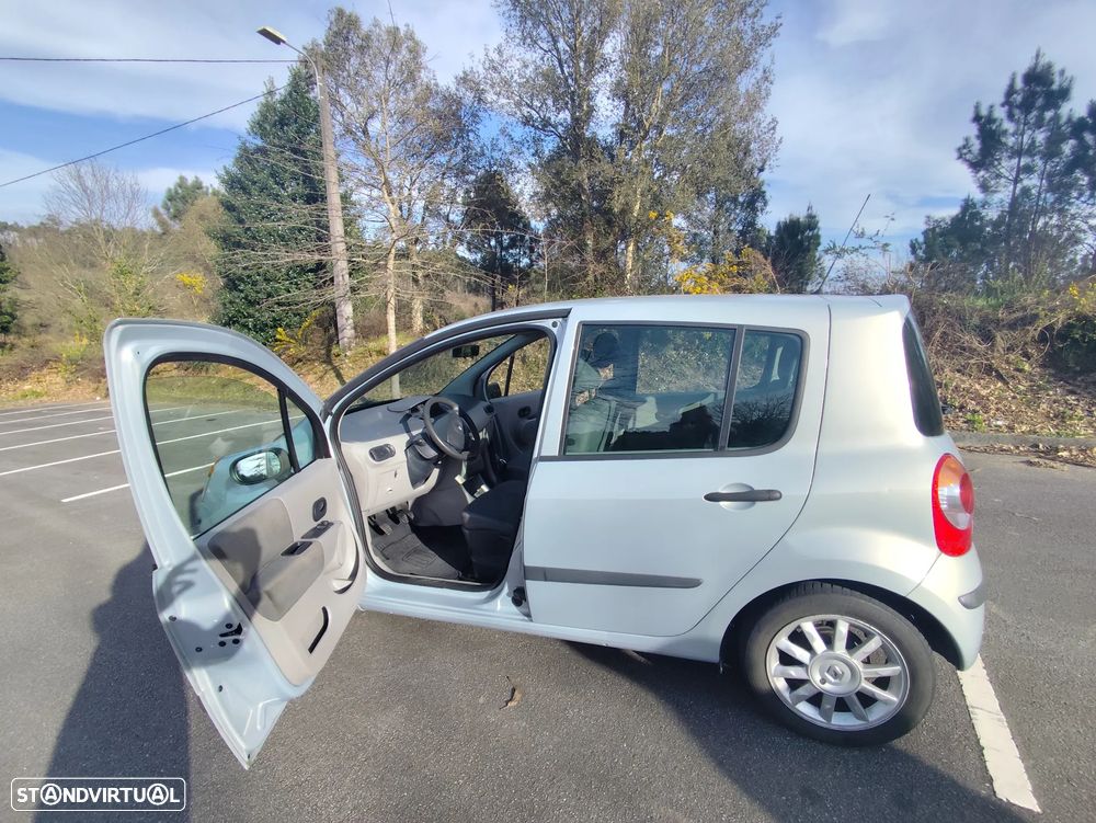 Renault Modus 1.2 Confort Clim - 8