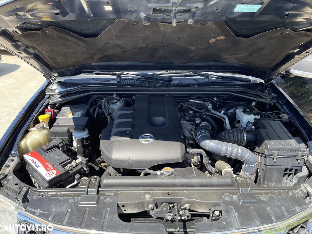 Nissan Navara 2.5 dCi Double Cab LE - 5