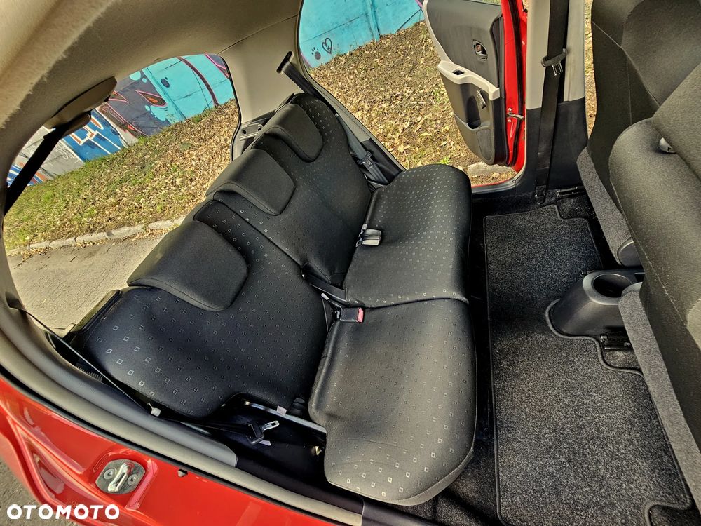 Toyota Yaris 1.3 Luna Premium - 13