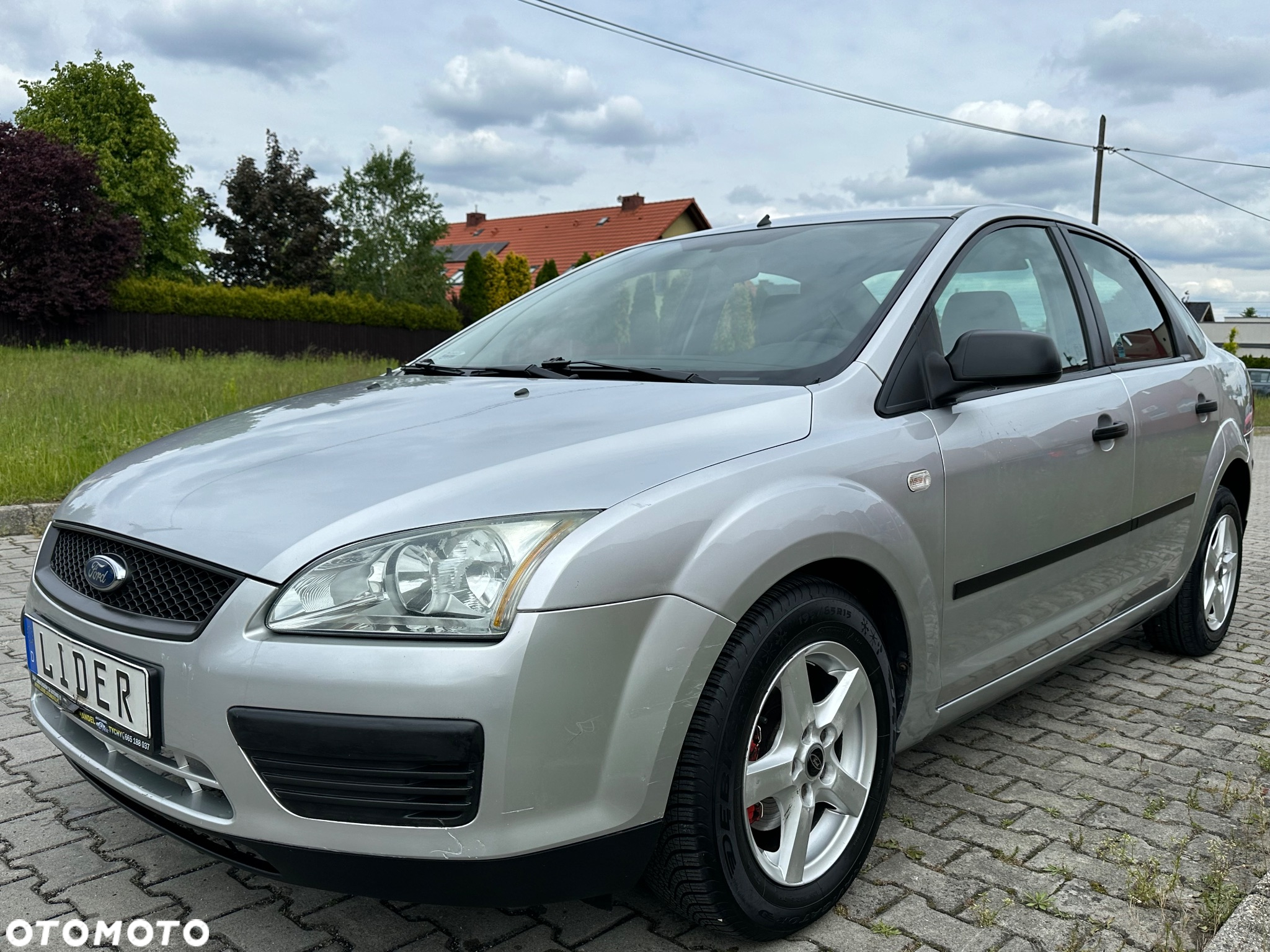 Ford Focus 1.6 Ti-VCT FX Silver / Silver X - 2