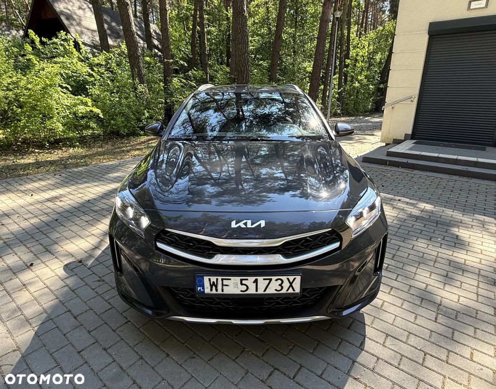 Kia XCeed 1.5 T-GDI Business Line DCT - 3