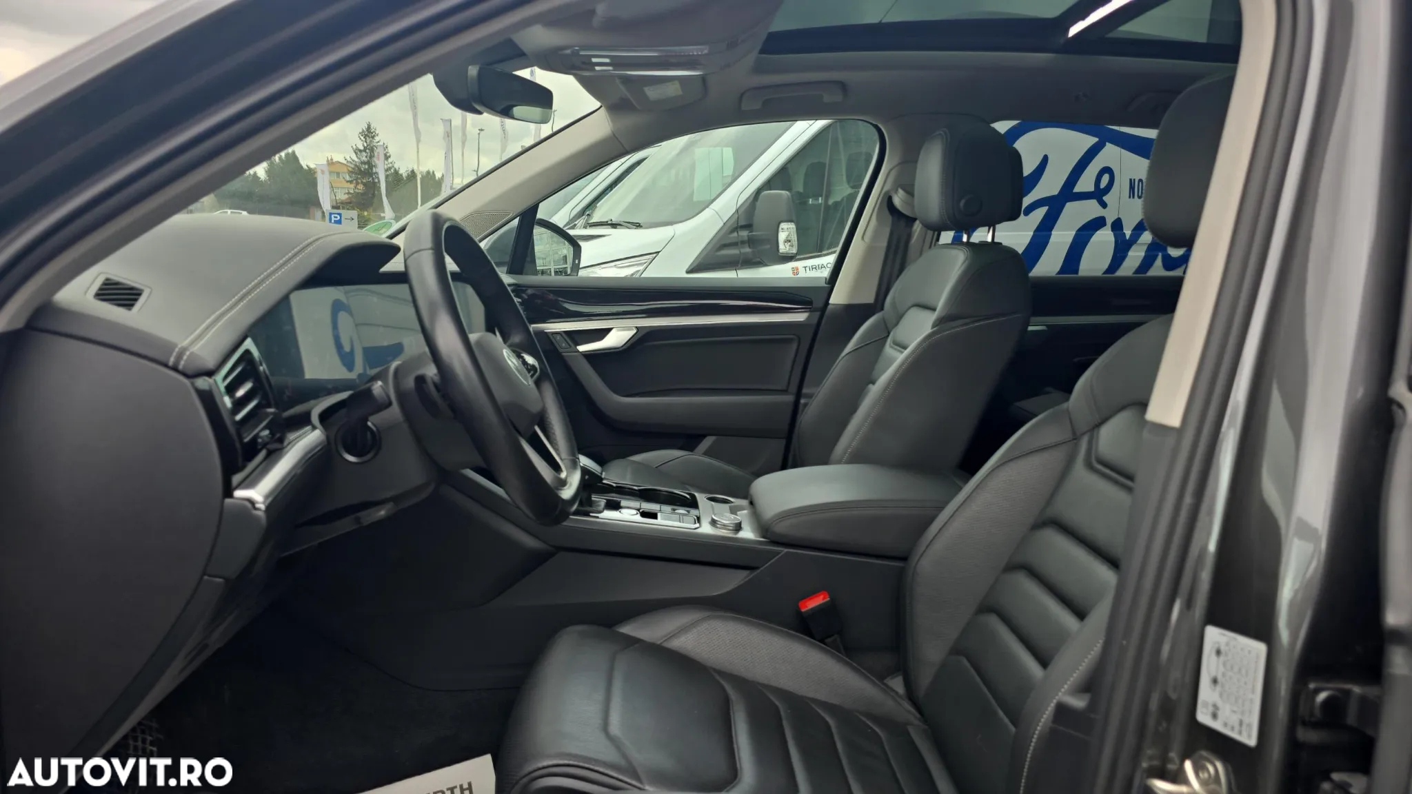 Volkswagen Touareg - 10