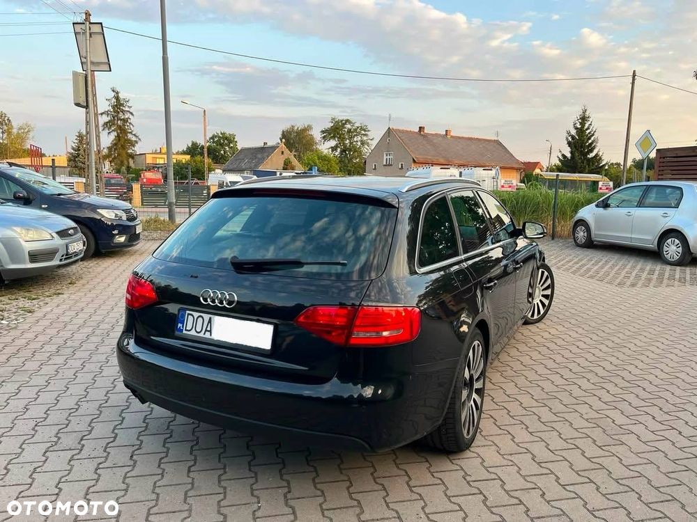 Audi A4 Avant 2.0 TDI - 19