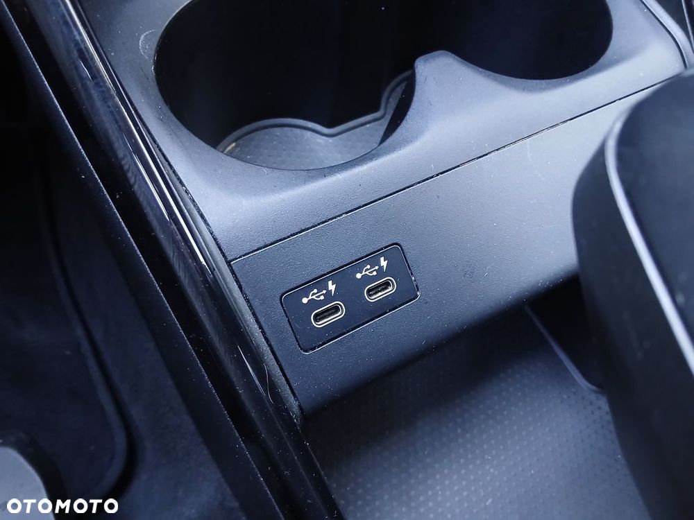 BMW Seria 2 218d GT - 16