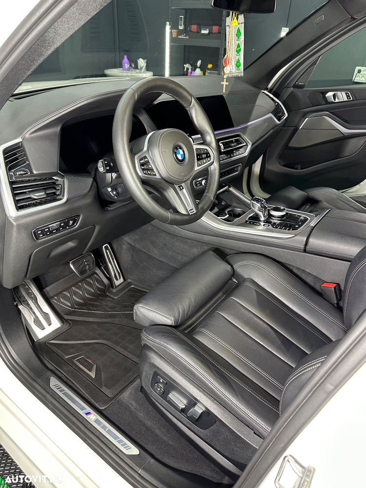 BMW X5 xDrive30d - 17