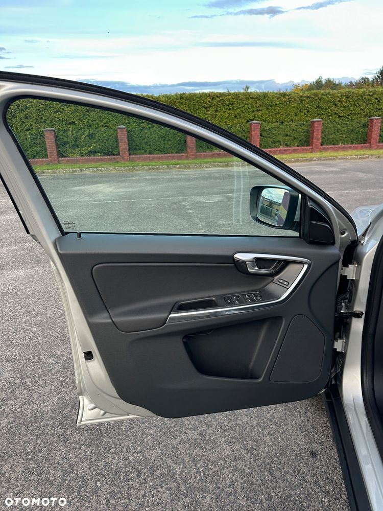 Volvo XC 60 - 19