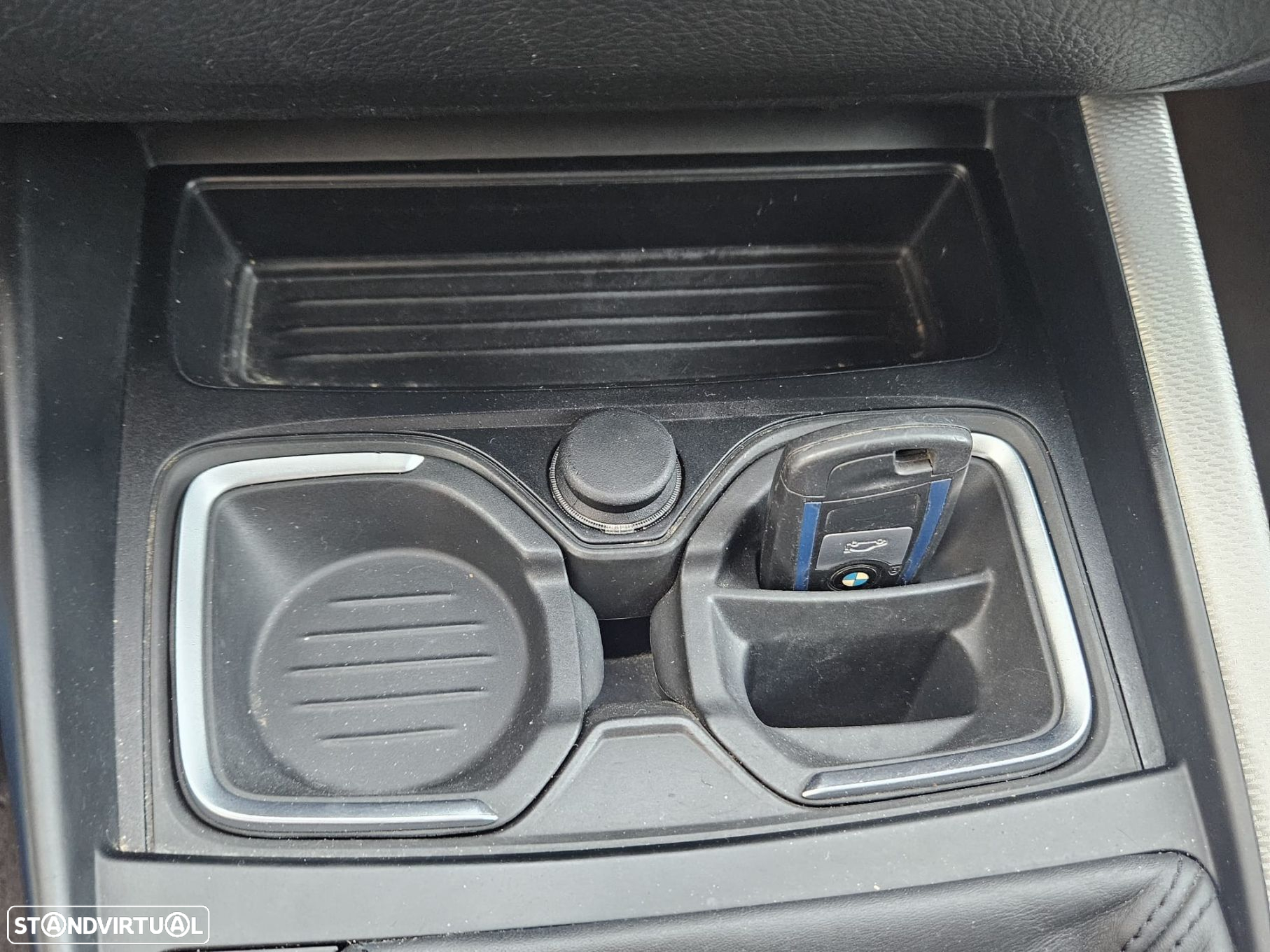BMW 118 d Pack M - 24