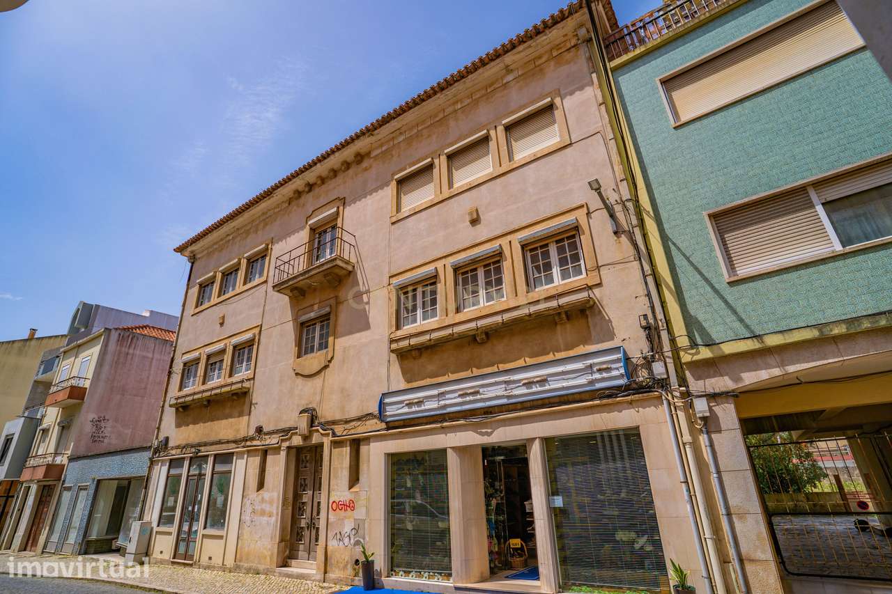 Apartamento T3 no centro das Caldas da Rainha - Grande imagem: 3/39
