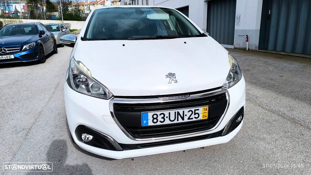 Peugeot 208 1.2 PureTech Style - 23