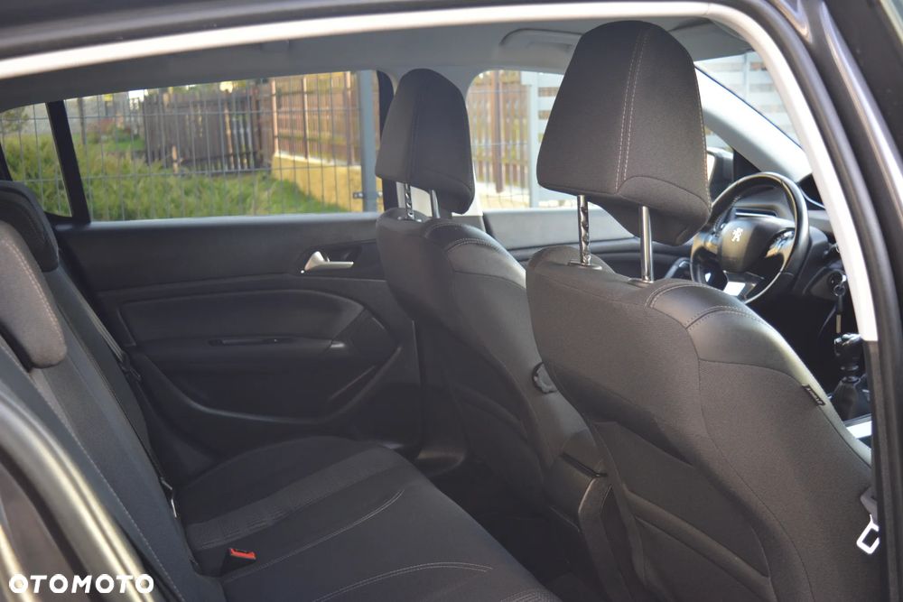 Peugeot 308 1.5 BlueHDi Active S&S - 11