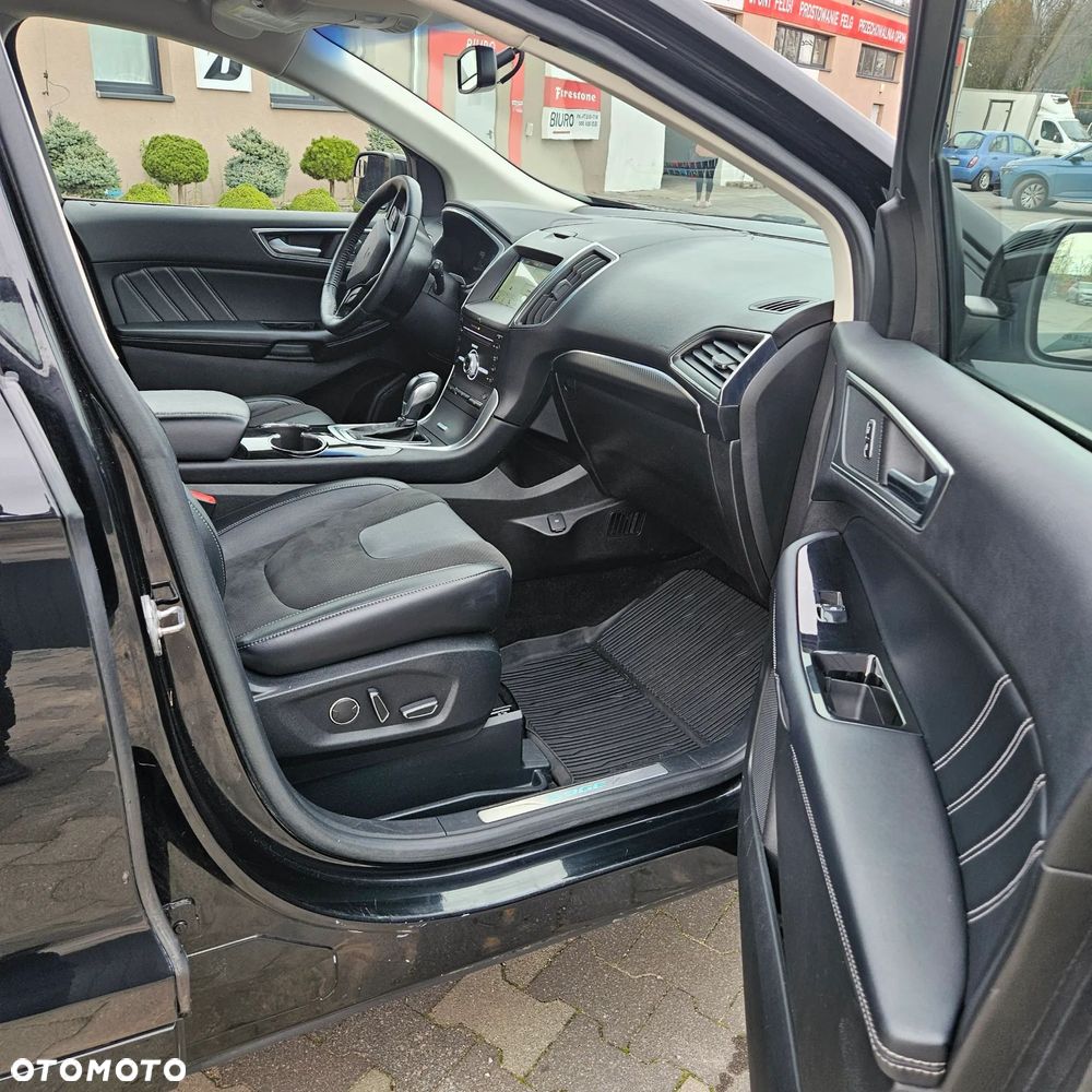 Ford Edge - 17