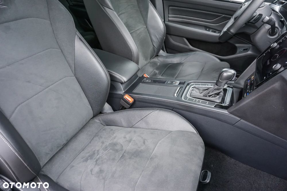 Volkswagen Arteon 2.0 TSI R-Line DSG - 36