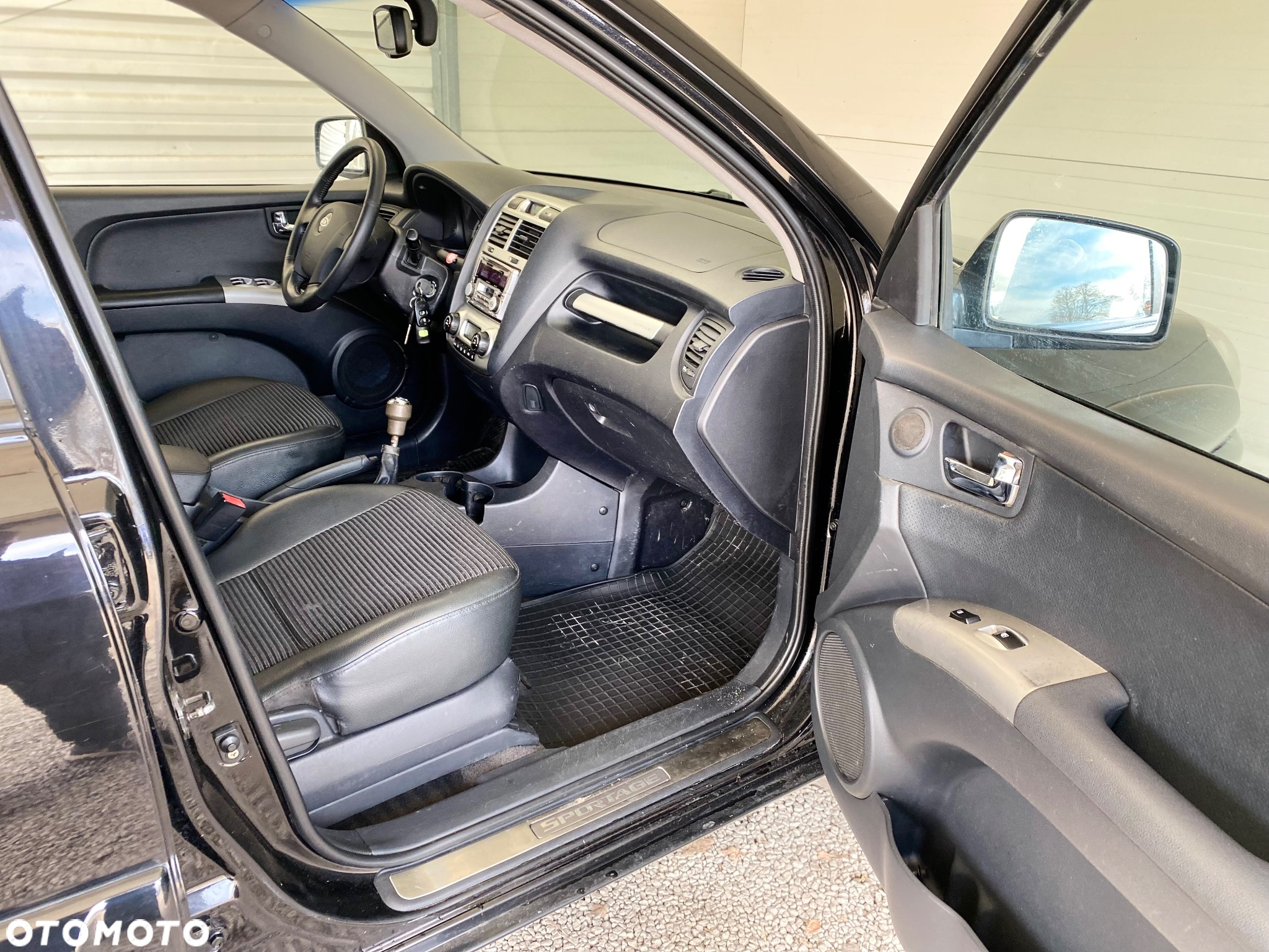 Kia Sportage 2.0 Expedition - 14