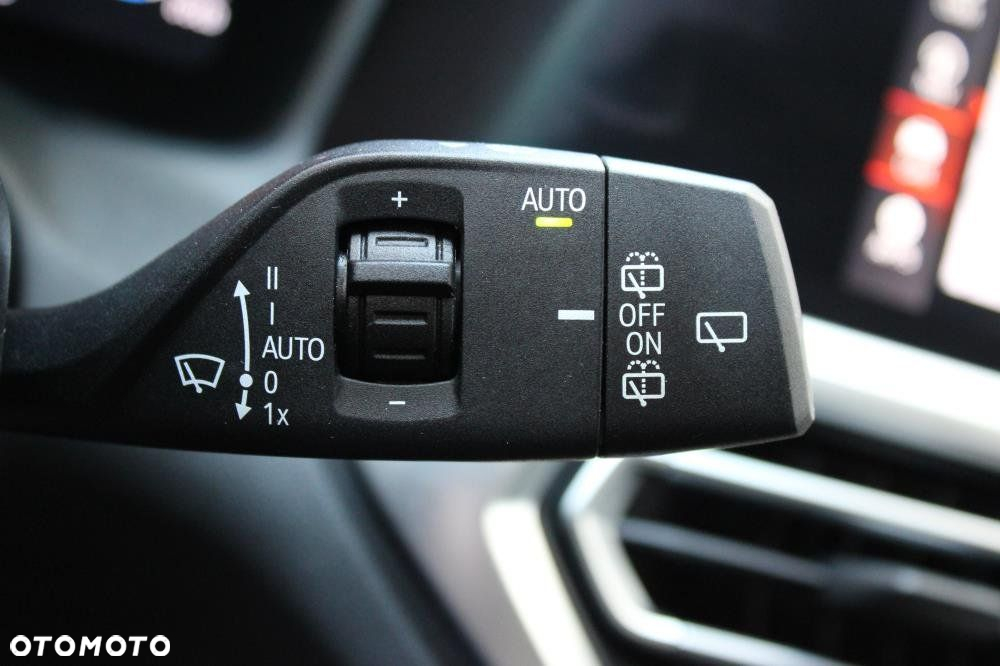 BMW Seria 3 - 10