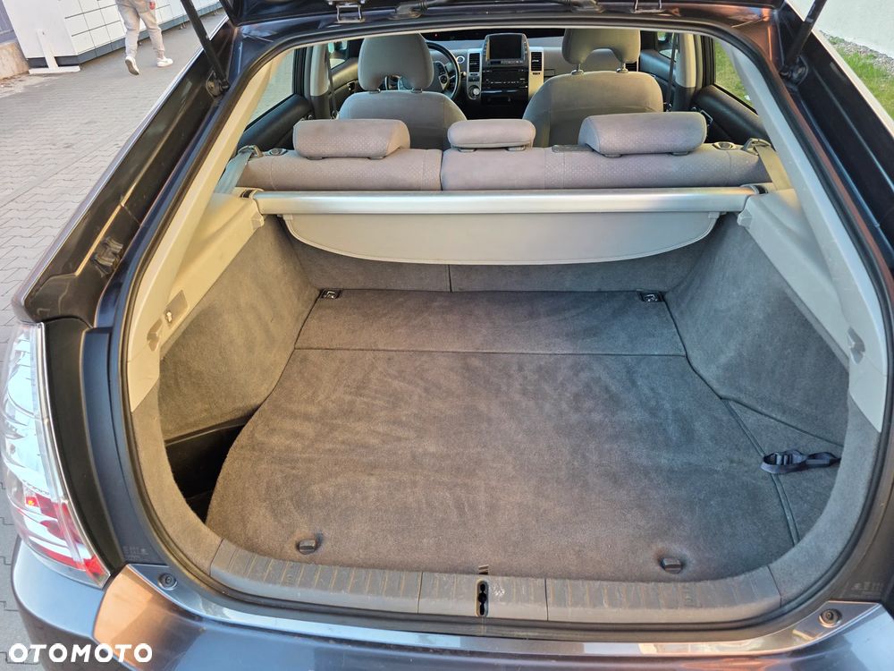 Toyota Prius 1.5 VVT-i Prestige - 22