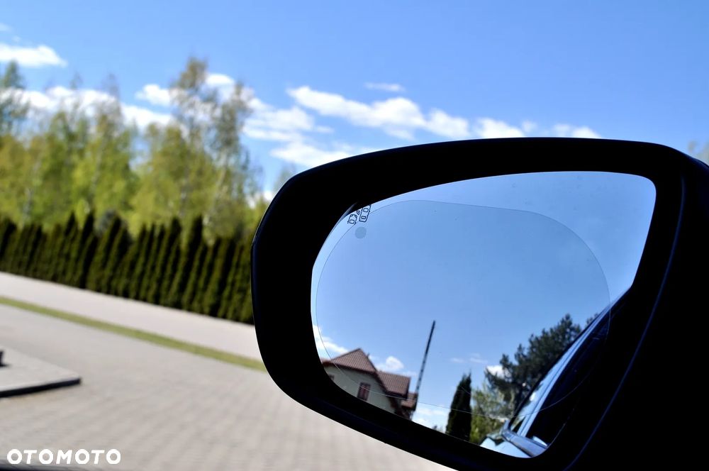 Peugeot 3008 BlueHDi 130 Stop & Start EAT8 Allure - 17