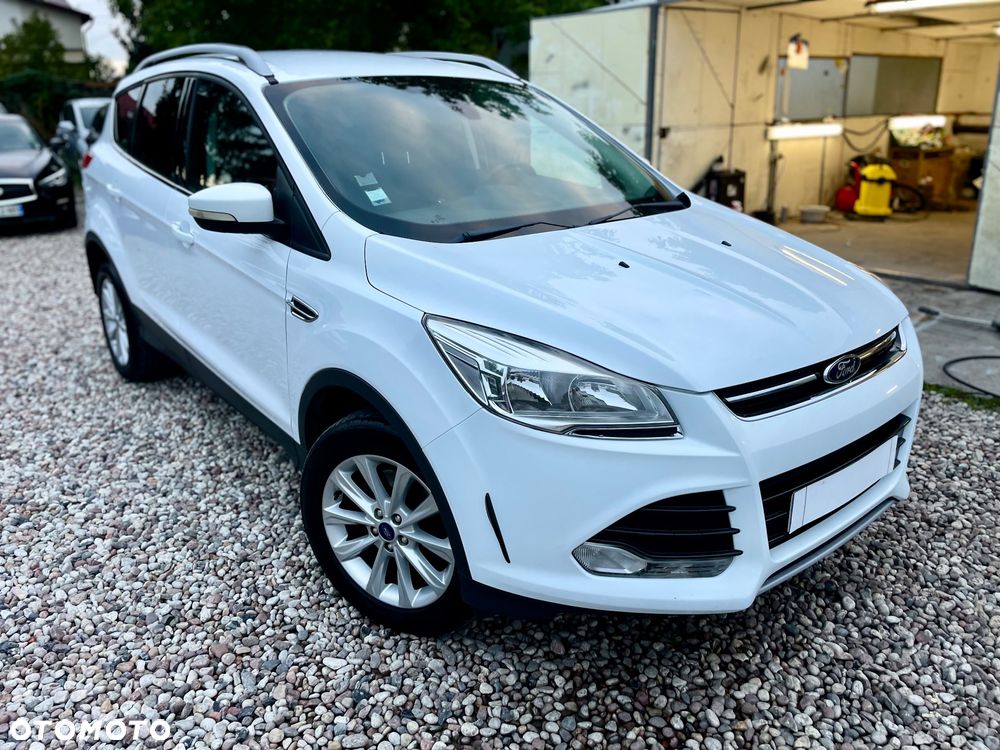 Ford Kuga 2.0 TDCi 2x4 Titanium - 3