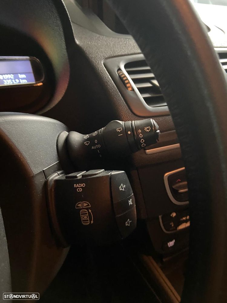 Renault Mégane 1.5 dCi Dynamique CO2 Champion - 9