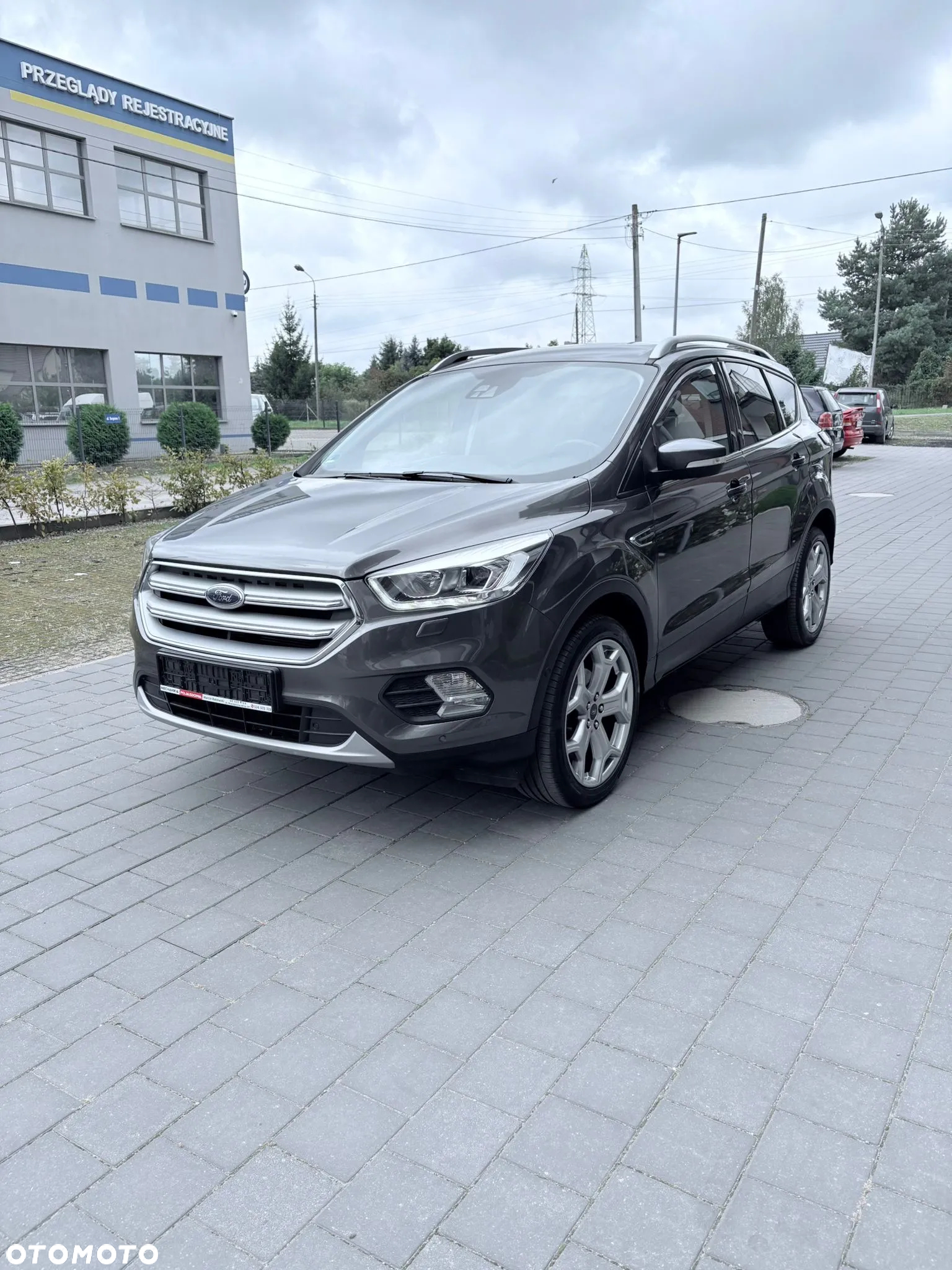 Ford Kuga 1.5 EcoBoost 2x4 SYNC - 4