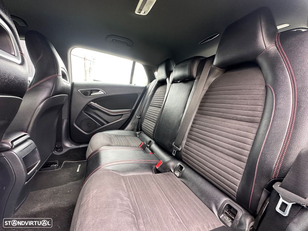Mercedes-Benz CLA 180 d Shooting Brake AMG Line - 9