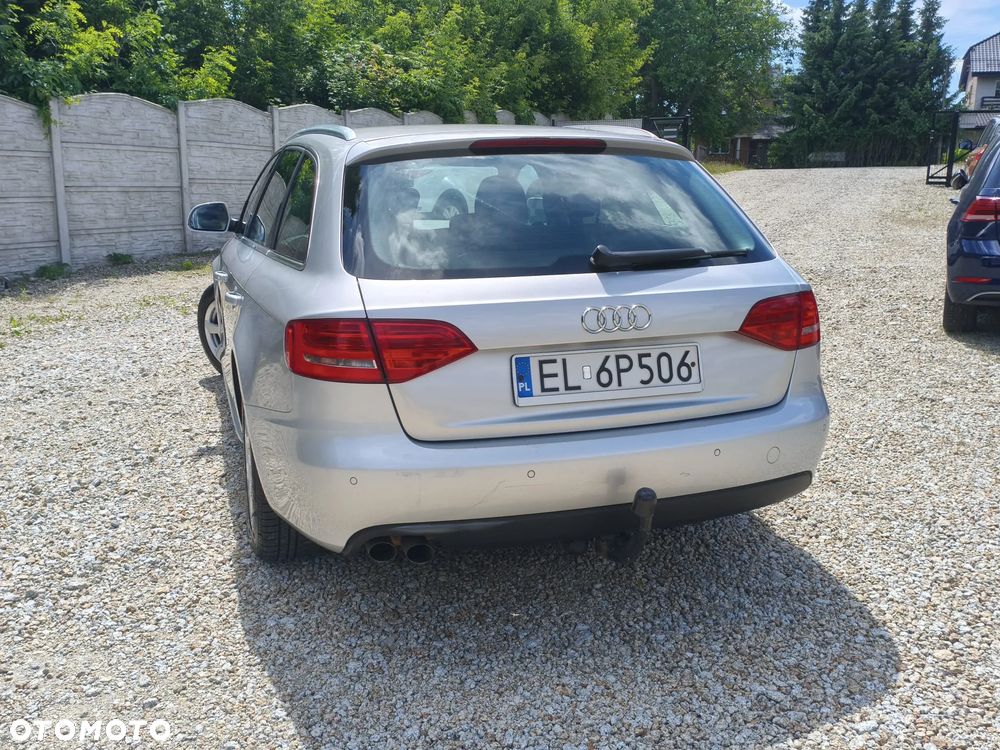 Audi A4 Avant - 9