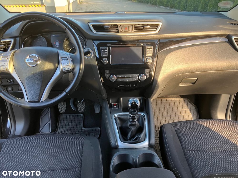 Nissan Qashqai 1.6 DIG-T N-Connecta - 8
