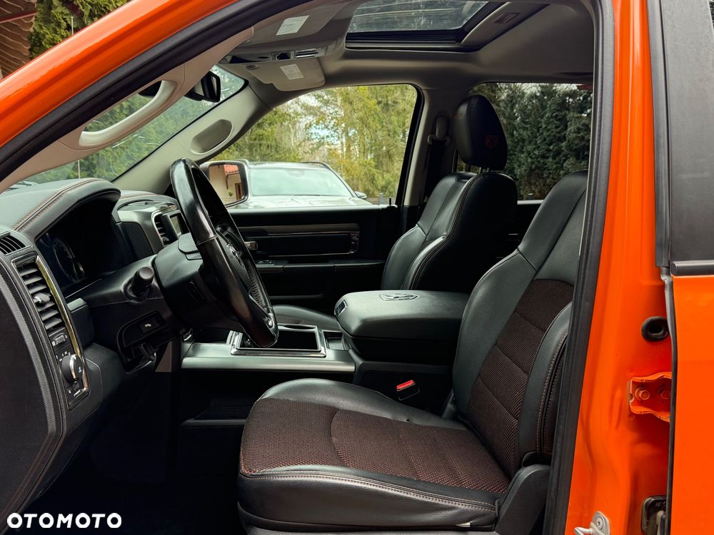 Dodge RAM 5.7 4x4 - 14