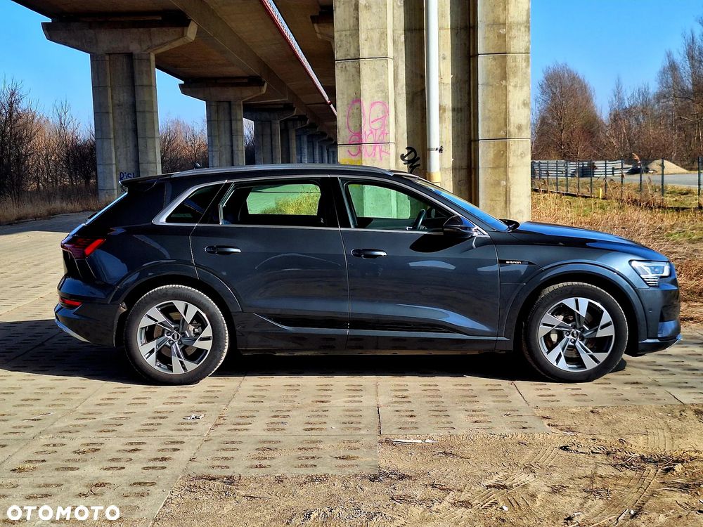 Audi e-tron 55 Quattro Advanced - 10