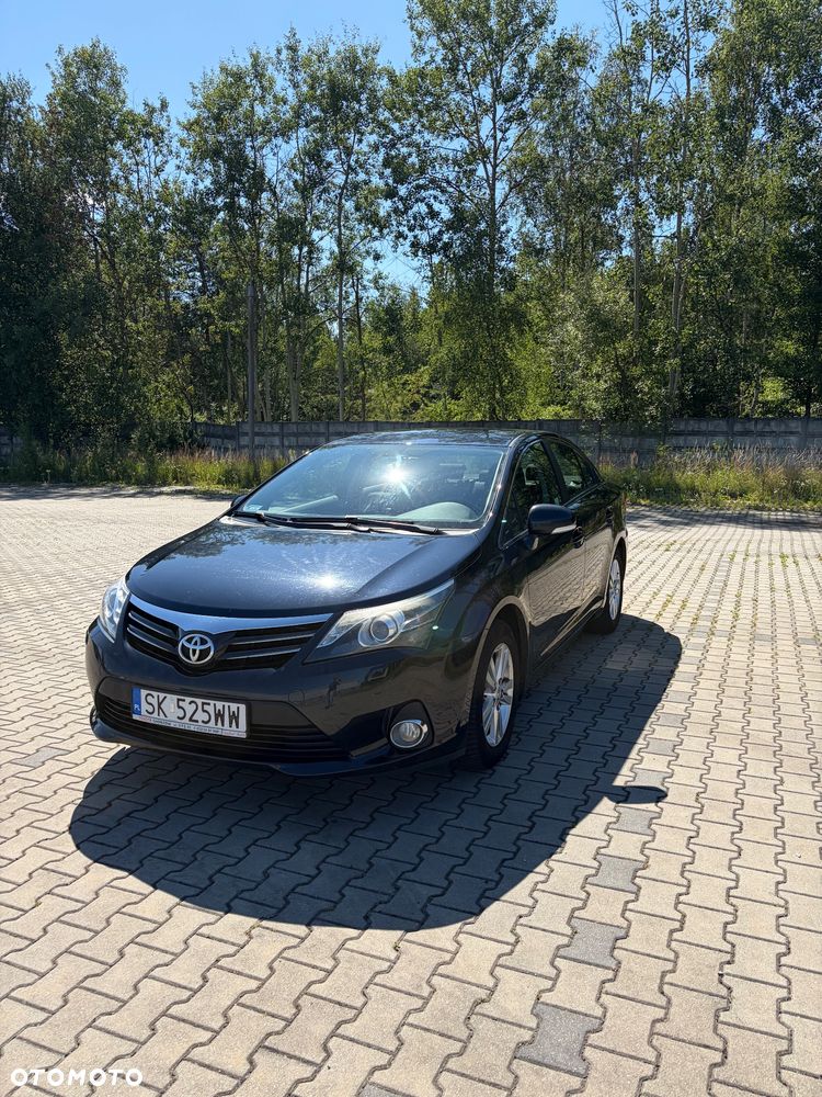 Toyota Avensis 1.8 Sol - 1
