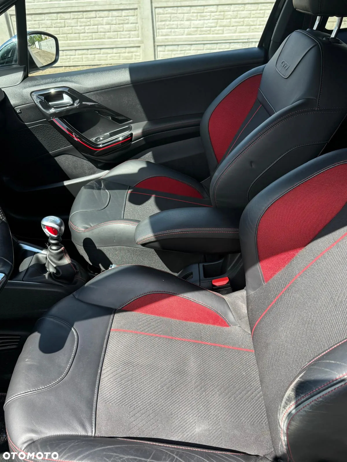 Peugeot 208 1.6 e-THP GTi S&S - 8