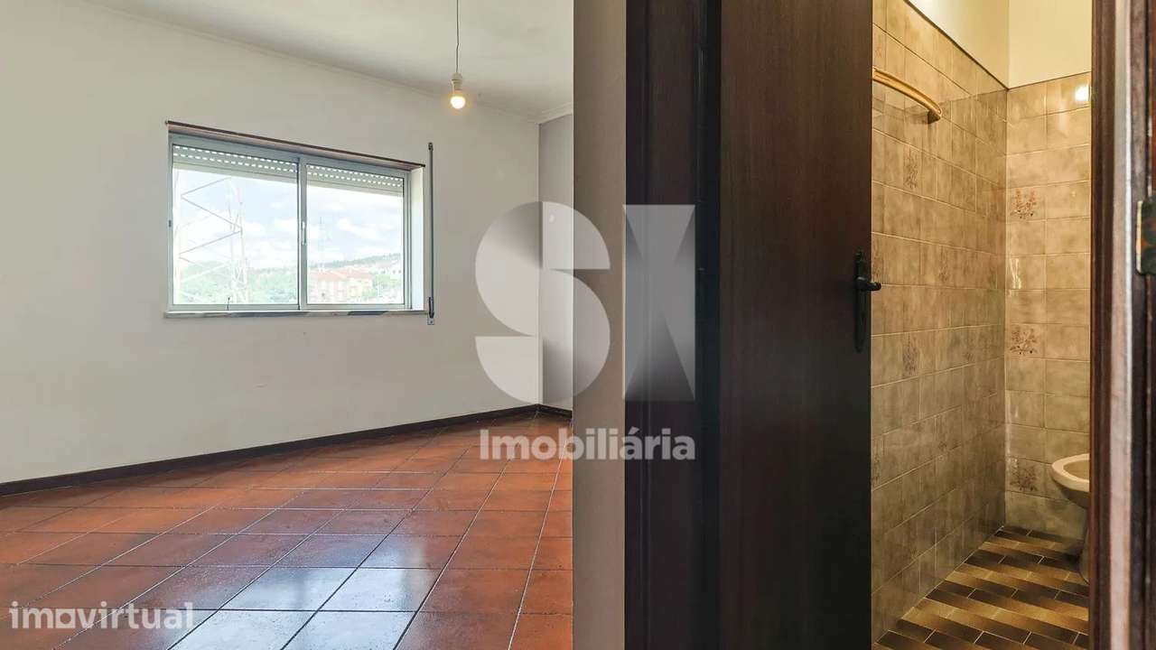 Apartamento T3 com sótão e garagem. - Grande imagem: 5/30