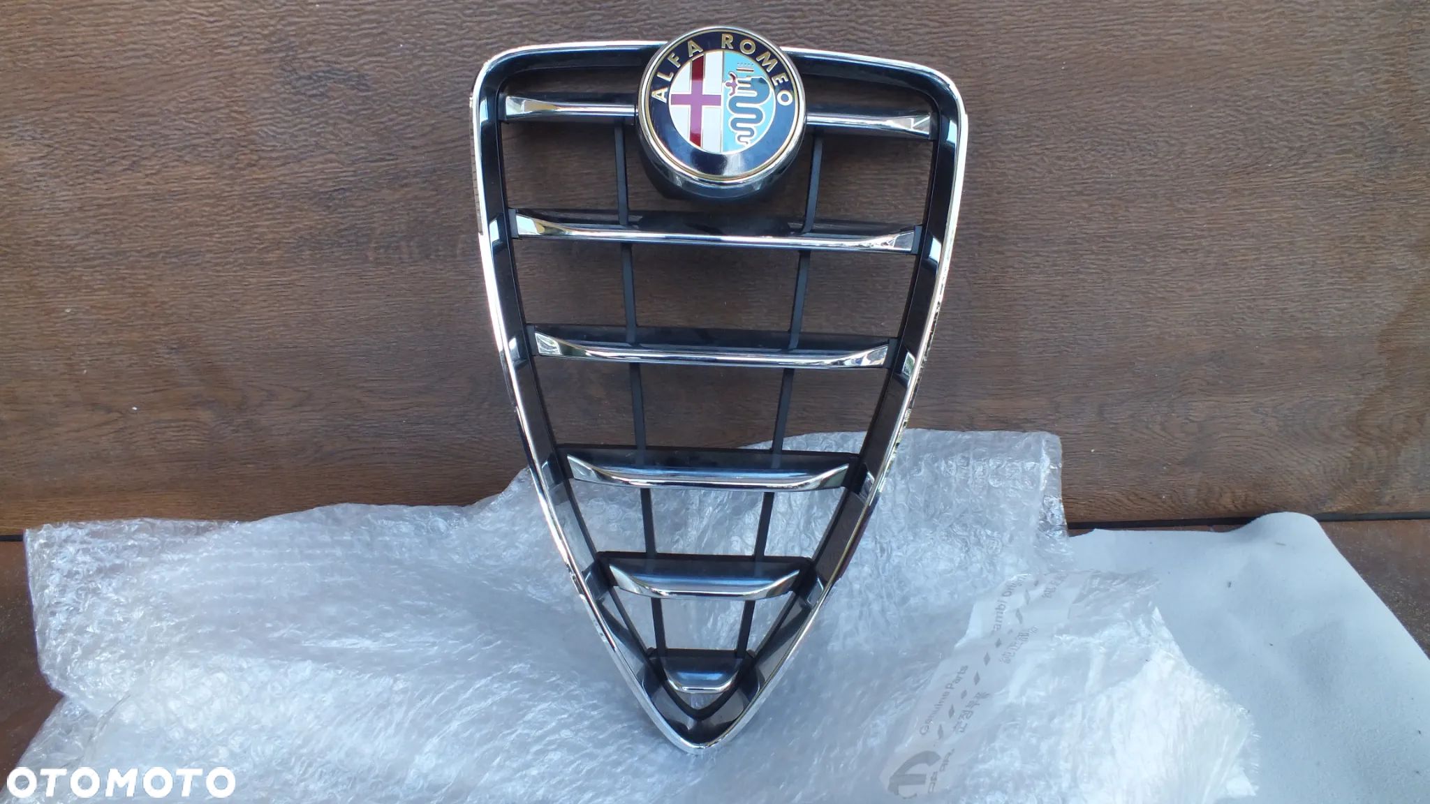 Atrapa Gril Alfa Romeo Mito - 1