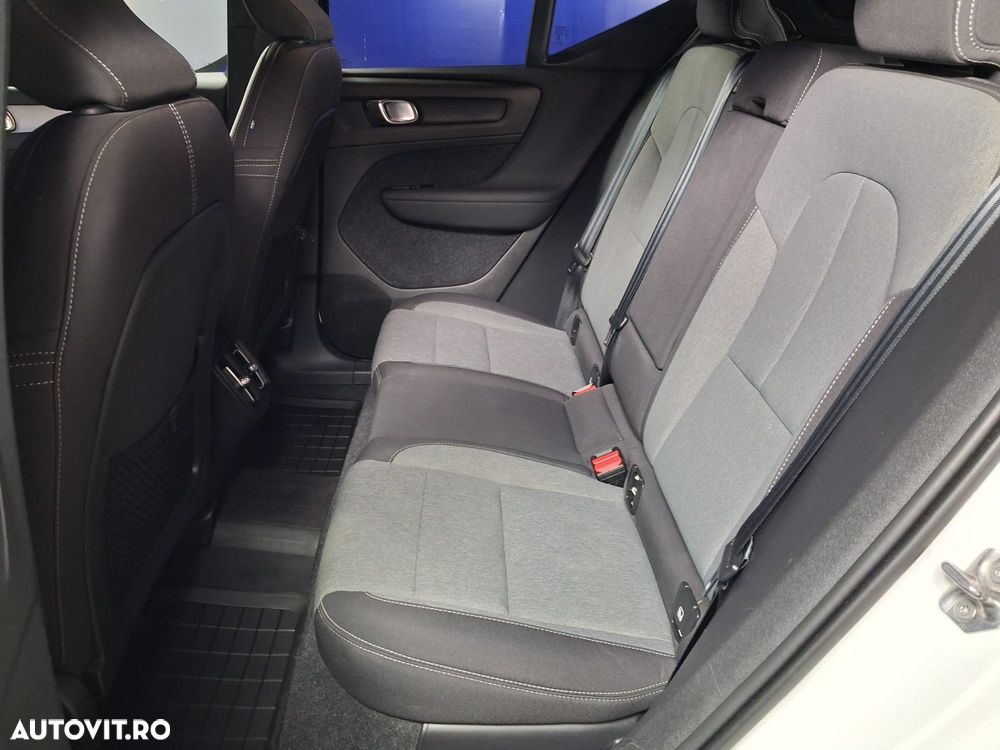 Volvo XC 40 - 26