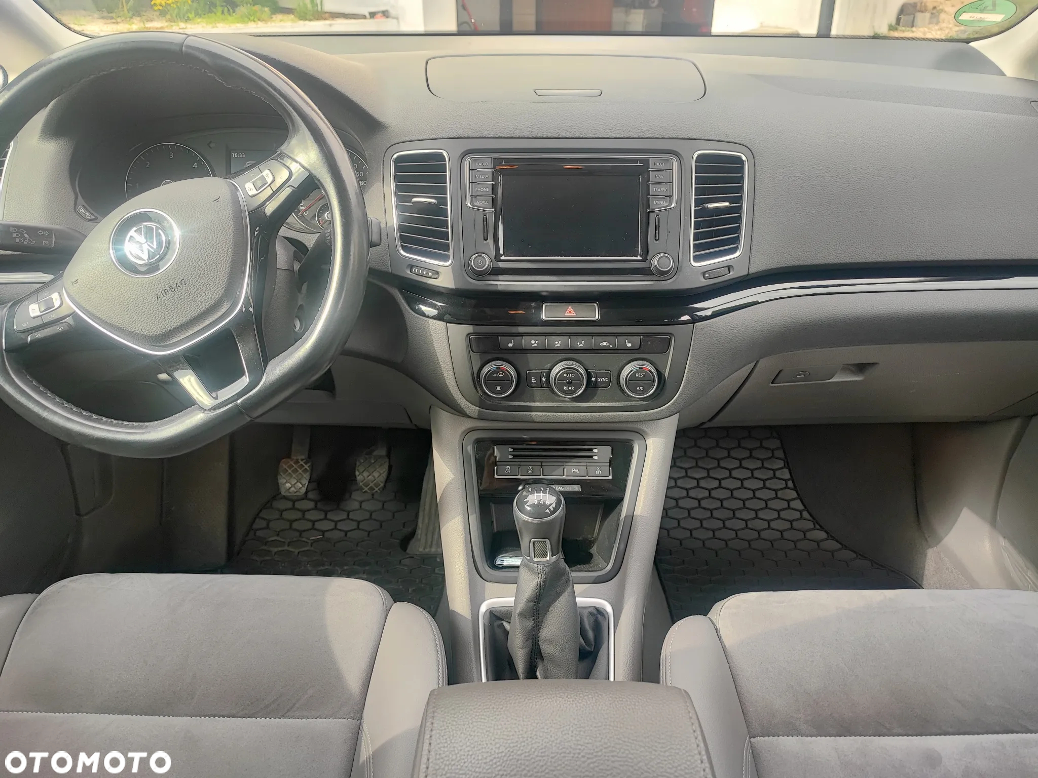 Volkswagen Sharan 2.0 TDI BMT 4Mot Highline - 3
