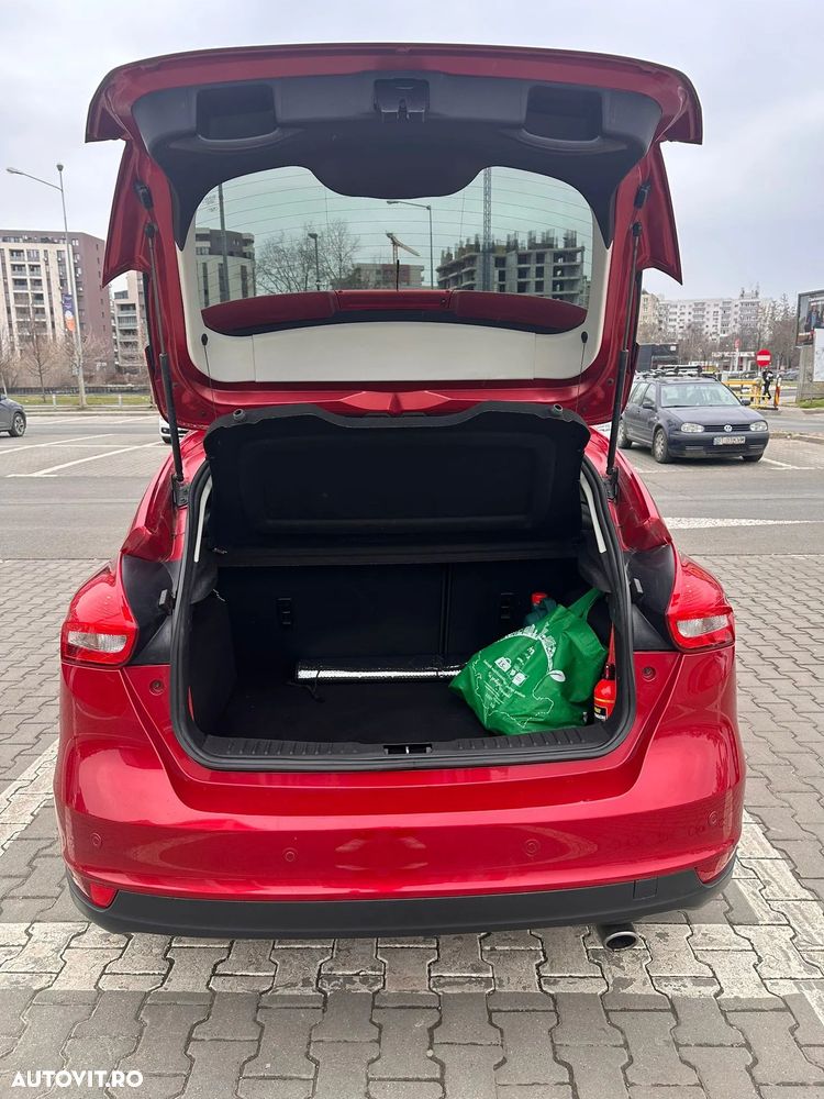 Ford Focus 1.5 EcoBoost Trend - 10