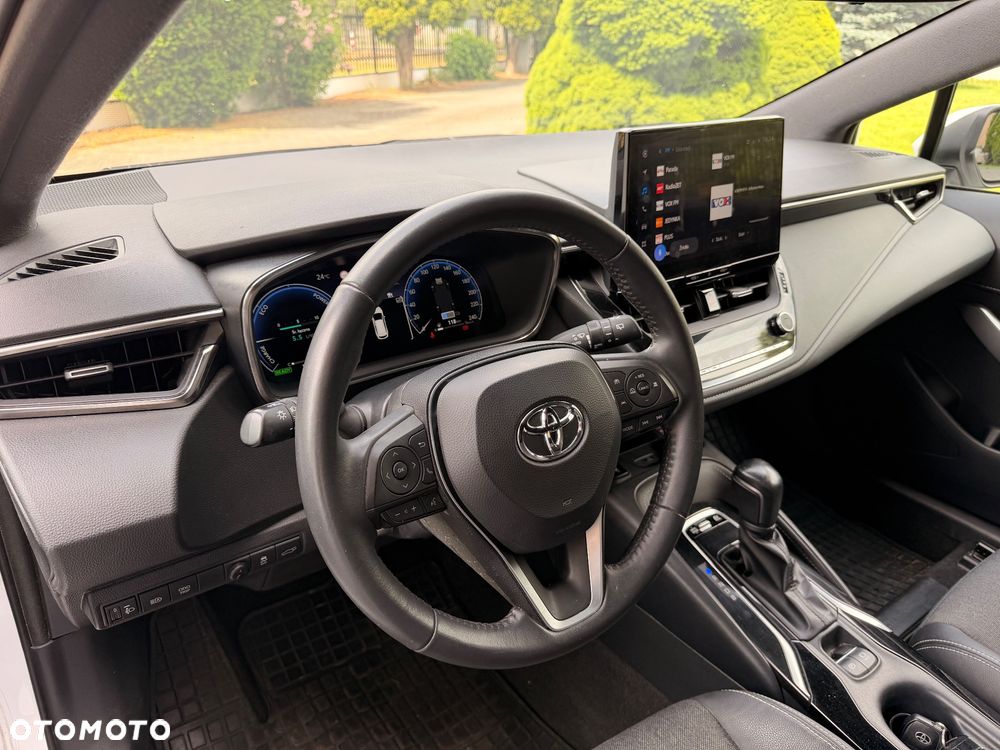 Toyota Corolla 1.8 Hybrid Executive - 15