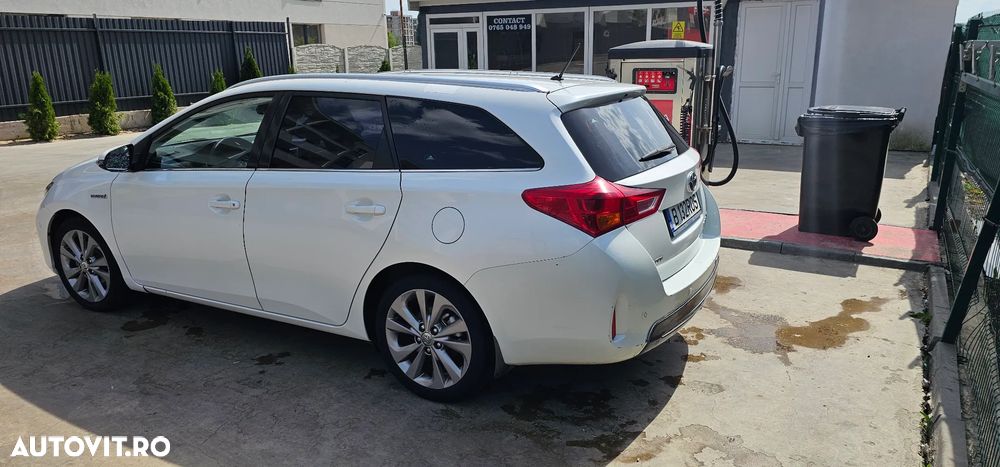Toyota Auris - 3