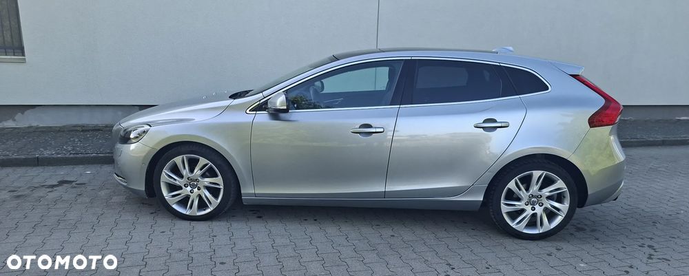 Volvo V40 D2 R-Design Summum - 4