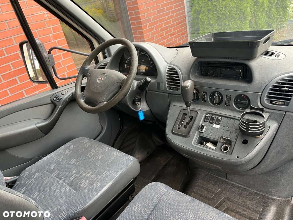 Mercedes-Benz Sprinter - 7