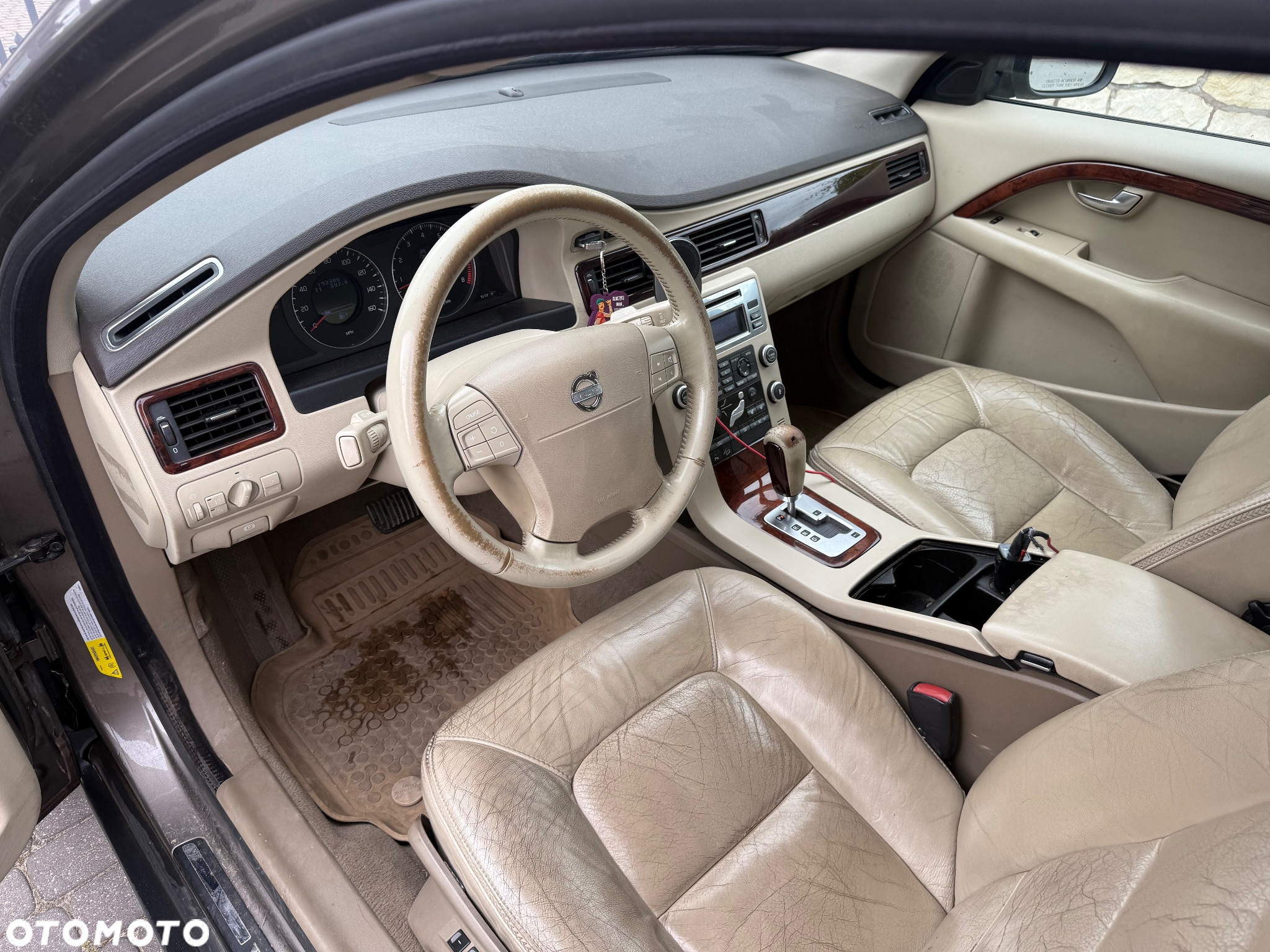 Volvo XC 70 - 7