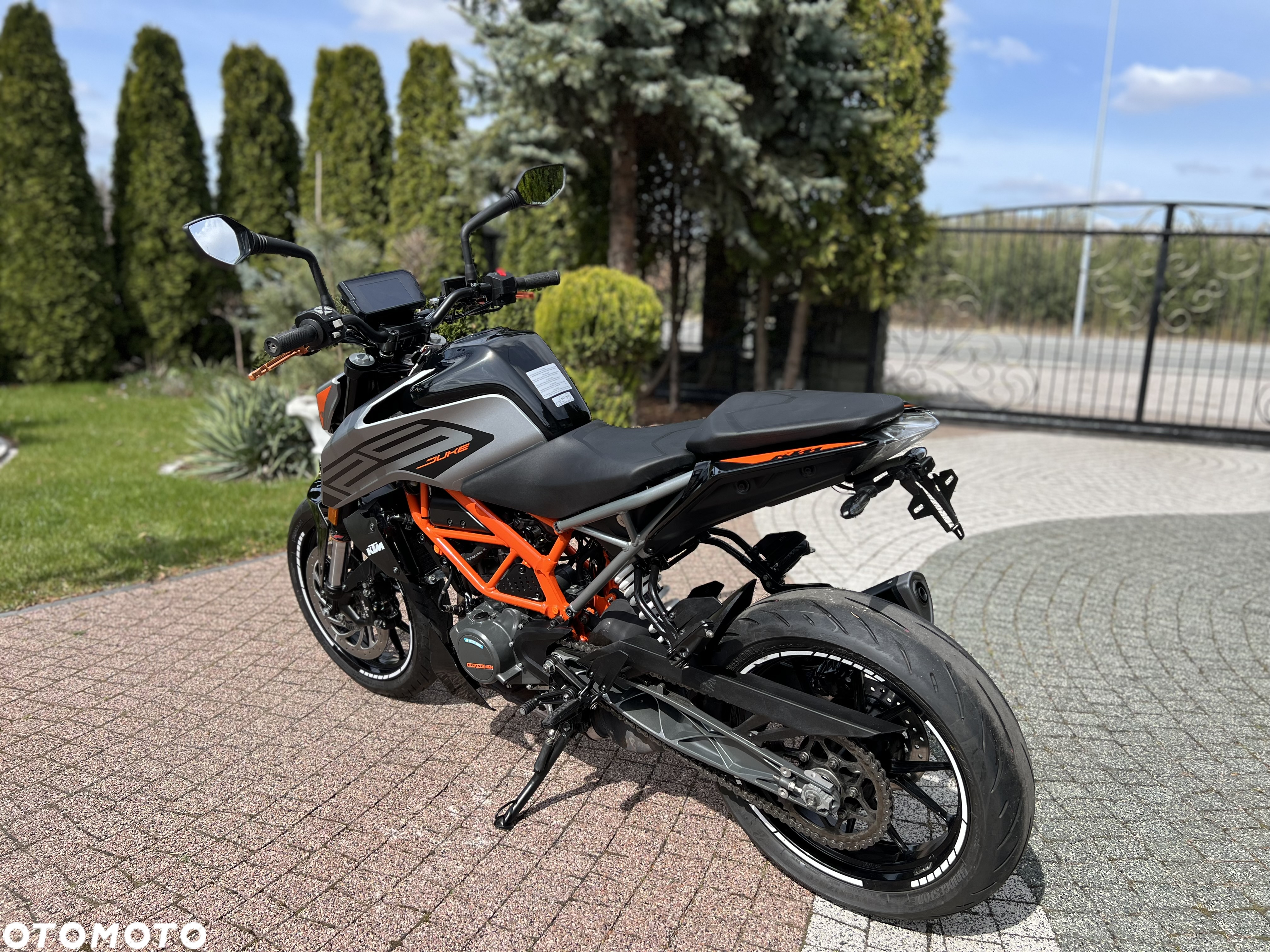 KTM Duke - 18