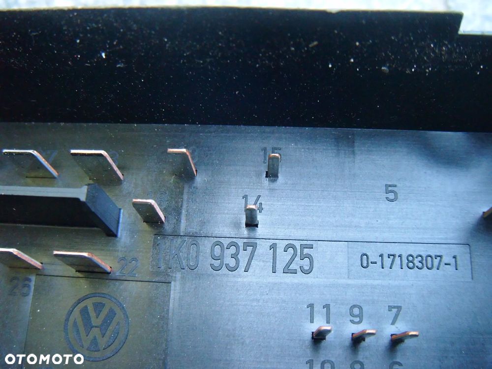 vw jetta III 07r 2.0 tdi skrzynka bezpieczników  1k0937125 - 2