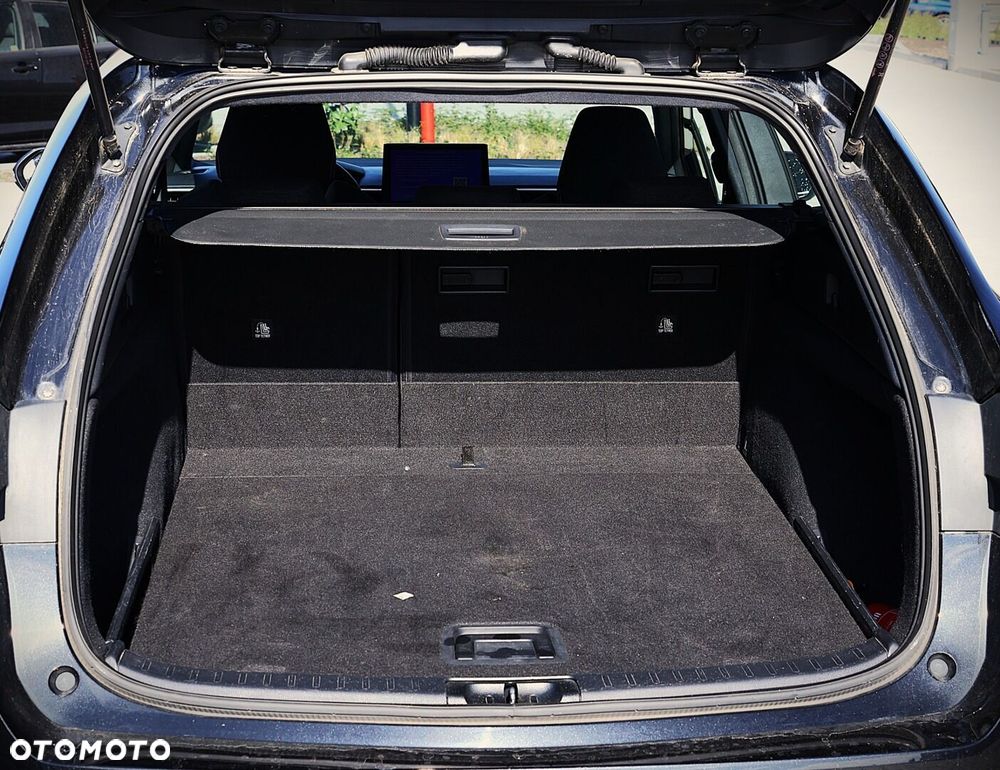 Toyota Corolla 1.8 Hybrid Comfort - 27