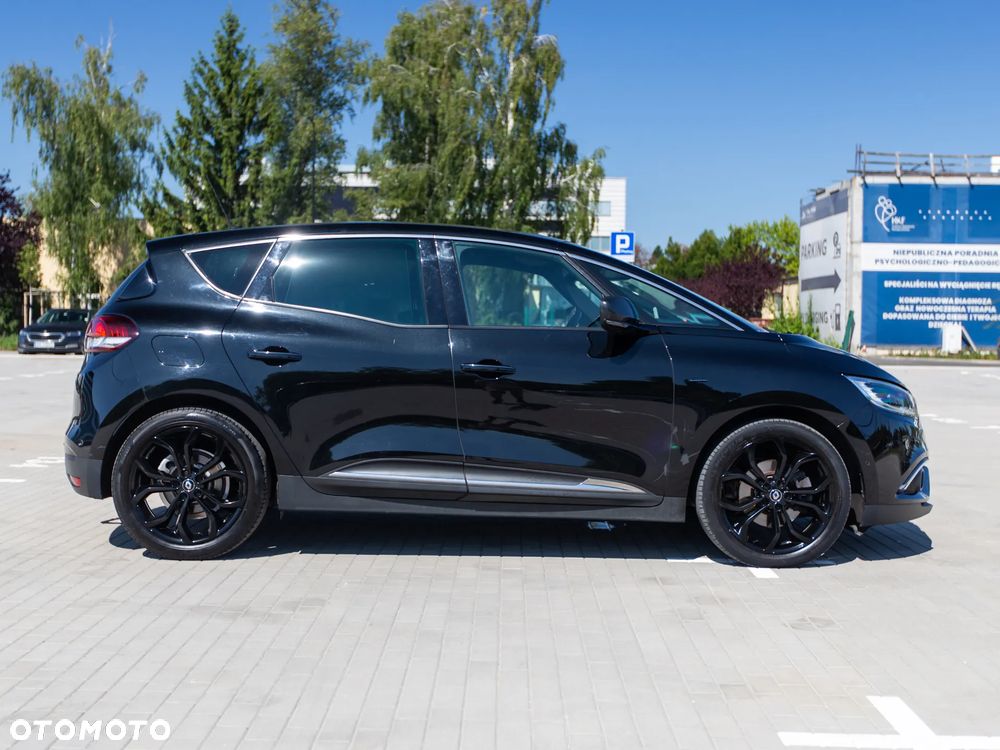 Renault Scenic TCe 160 GPF BLACK EDITION - 10