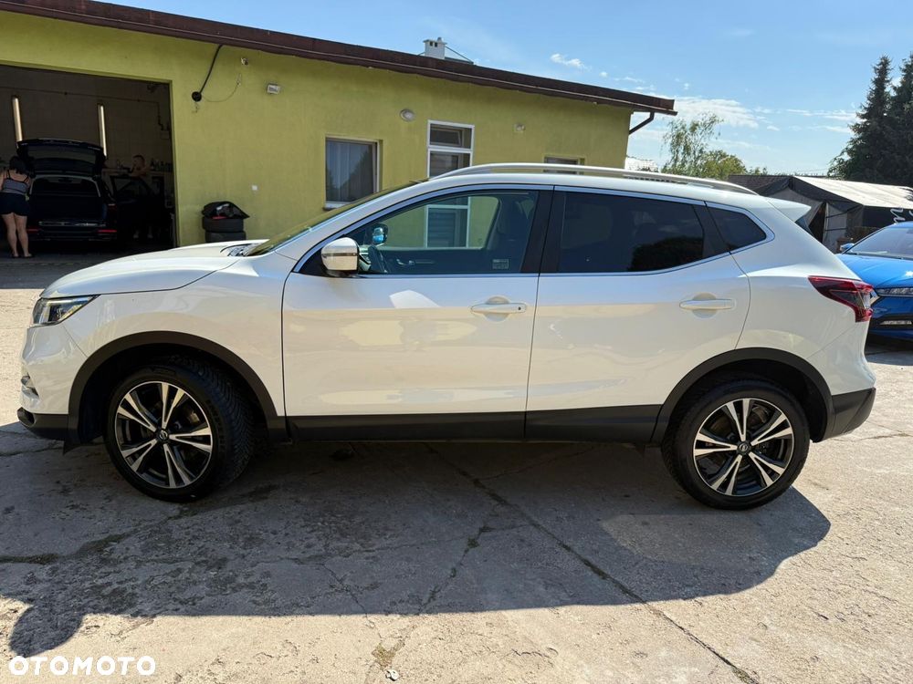 Nissan Qashqai 1.3 DIG-T Visia - 13