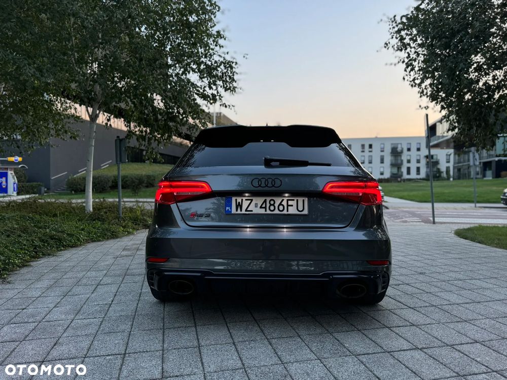Audi RS3 Sportback - 14