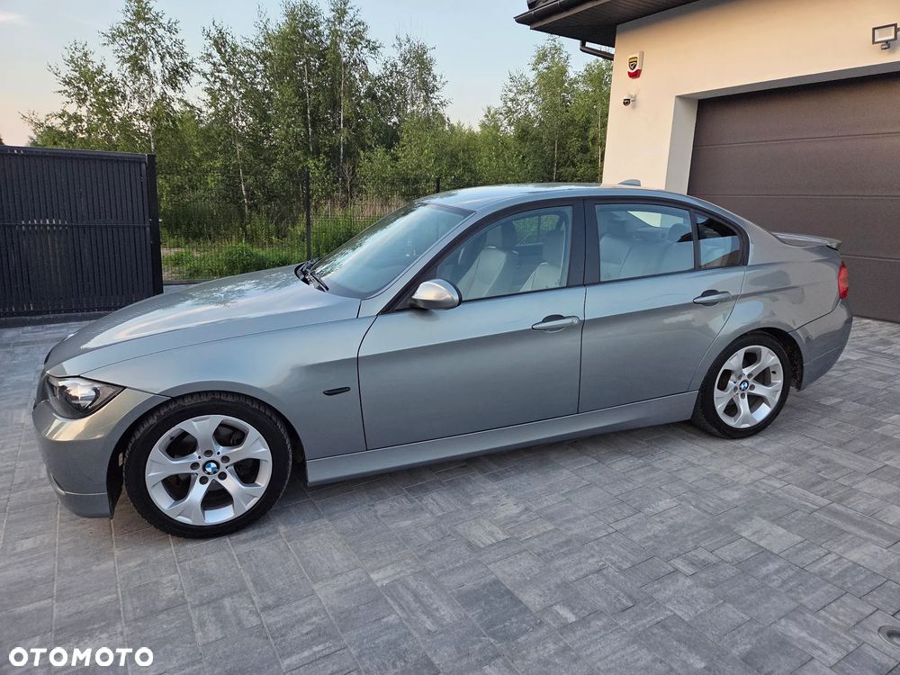 BMW Seria 3 318d DPF - 13