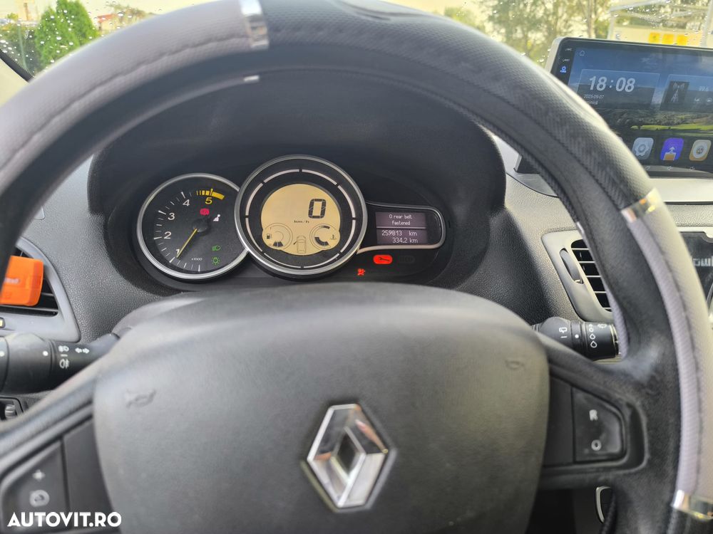 Renault Megane - 7