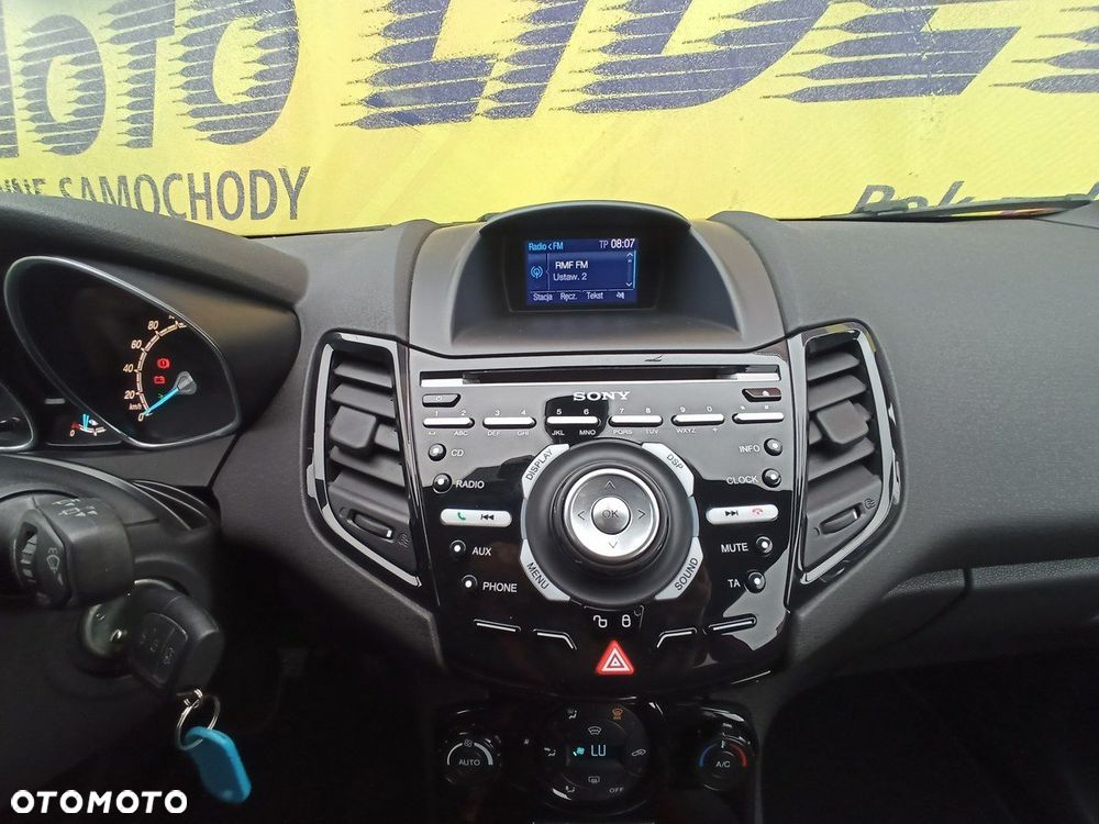 Ford Fiesta 1.0 EcoBoost S&S ST-LINE - 12